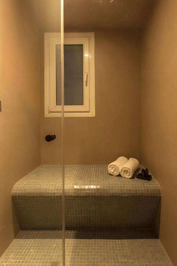 A Truly Wow Experience For Every Guest. The Place Athens Ngoại thất bức ảnh